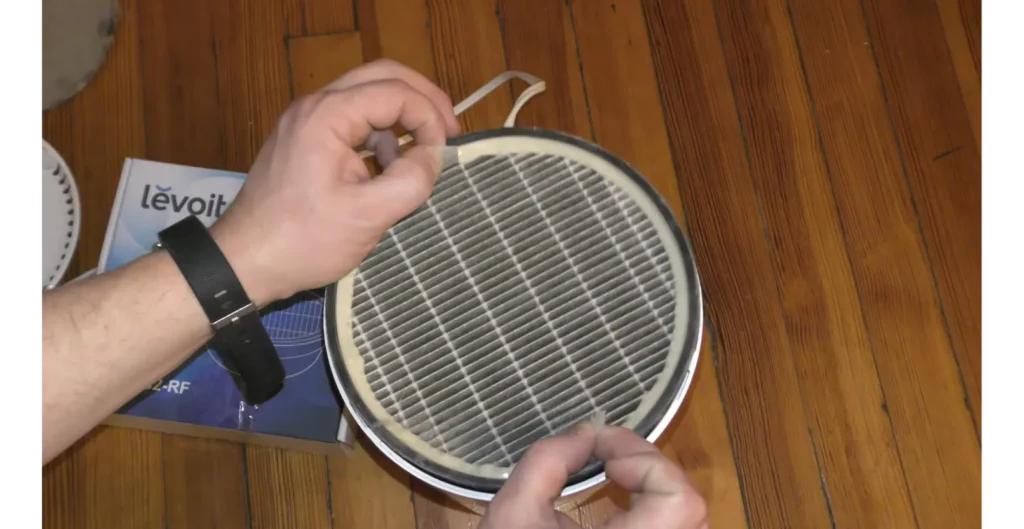 Replacing a Levoit air purifier filter